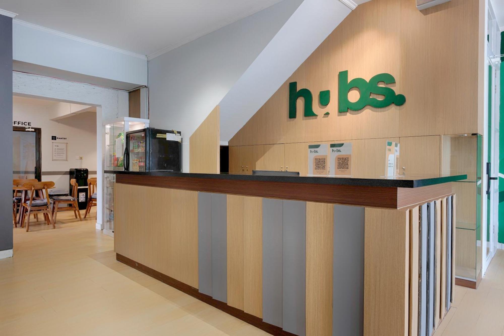 Hubs Hostel Yogyakarta Ngoại thất bức ảnh